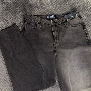 hollister mom jeans never worn w/ tags